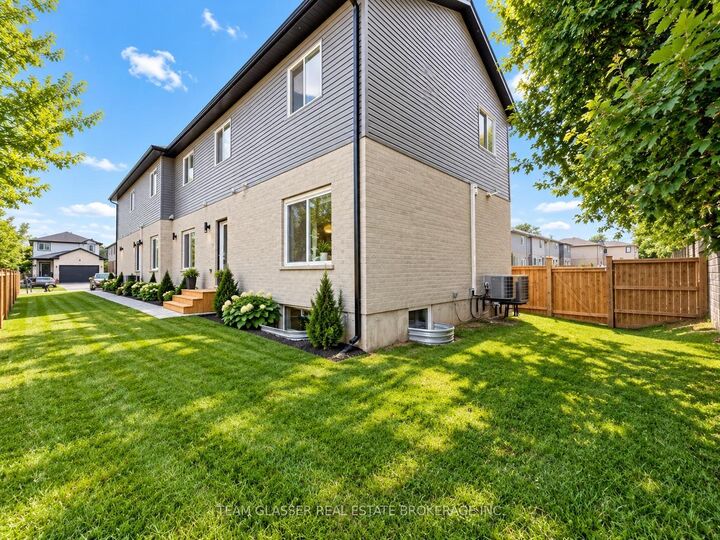 Property Photo:  143 Marconi Court  ON N5V 0C9 
