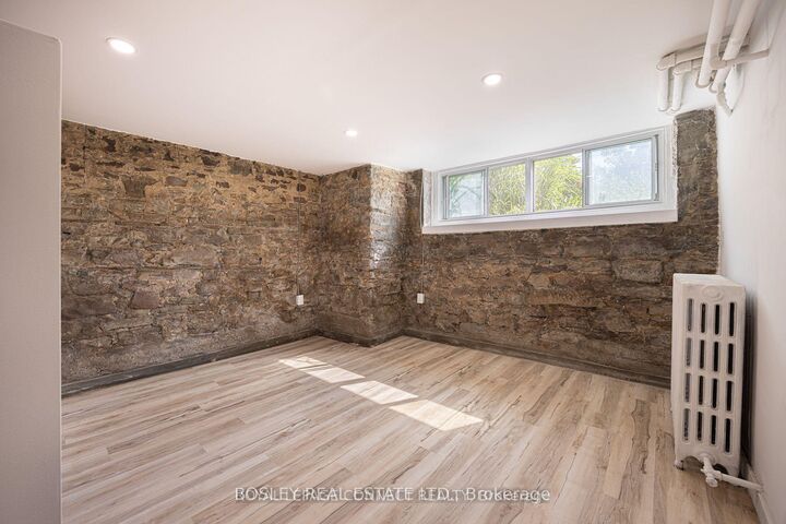 Property Photo:  178 High Park Avenue Lower 1  ON M6P 2S4 