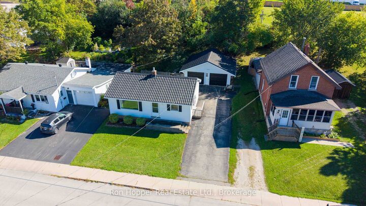 Photo de la propriété:  775 8th Avenue E  ON N4K 3A5 