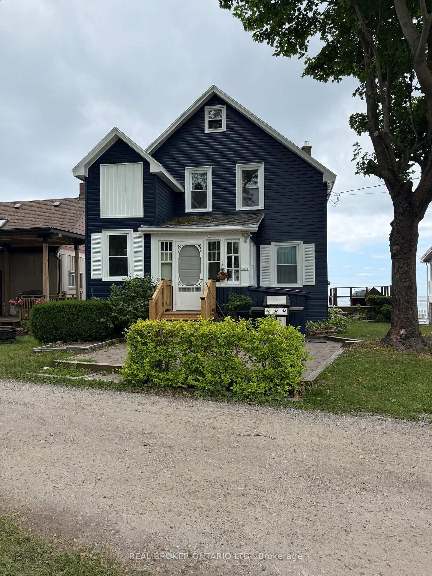 Property Photo:  11611 Beach Road W  ON L0S 1V0 