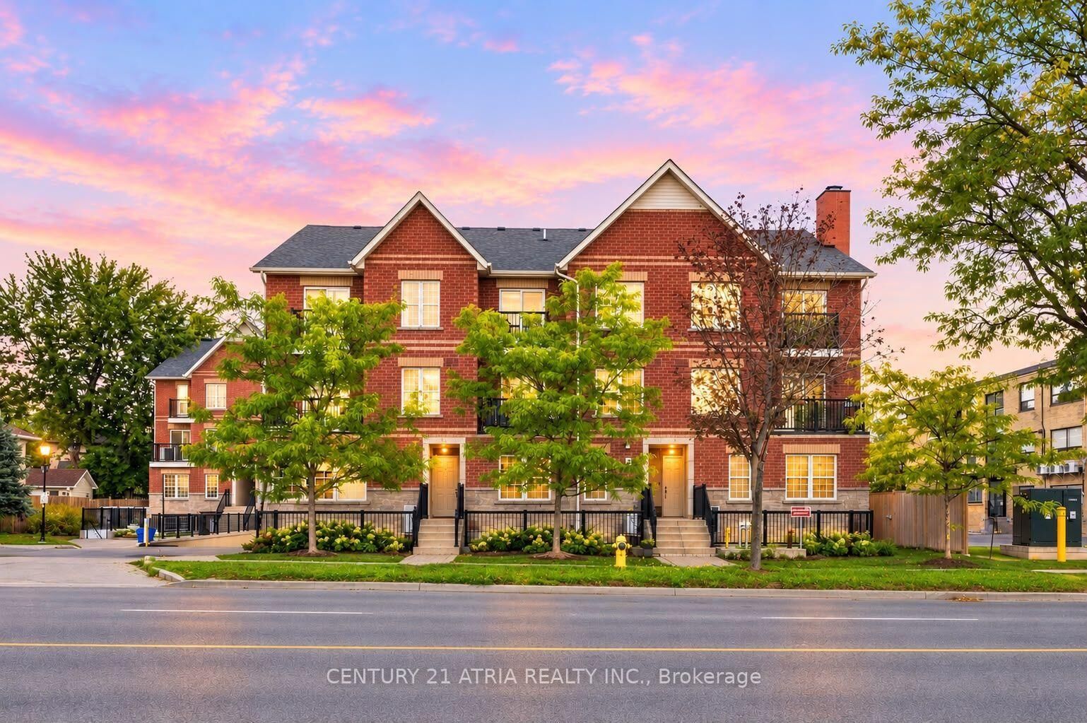 Photo de la propriété: 1483 Birchmount Road 102 ON M1P 0C7