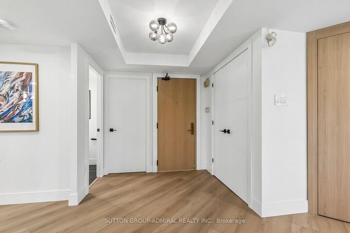 Photo de la propriété:  3900 Yonge Street 301  ON M4N 3N6 