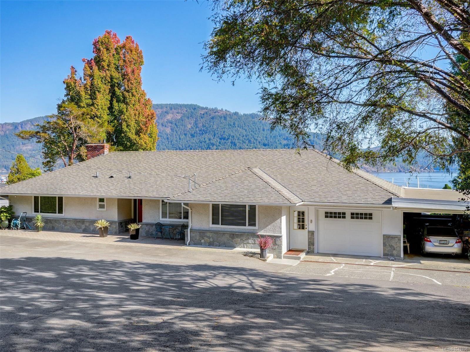 Property Photo:  1809 Pritchard Rd  BC V0R 1N0 