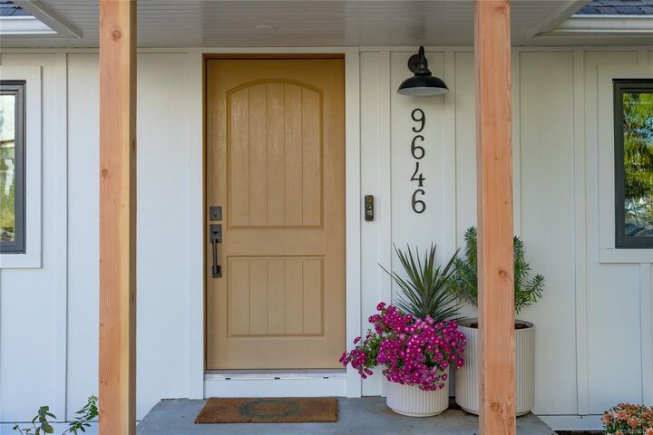 Property Photo:  9646 Fifth St  BC V8L 2W6 