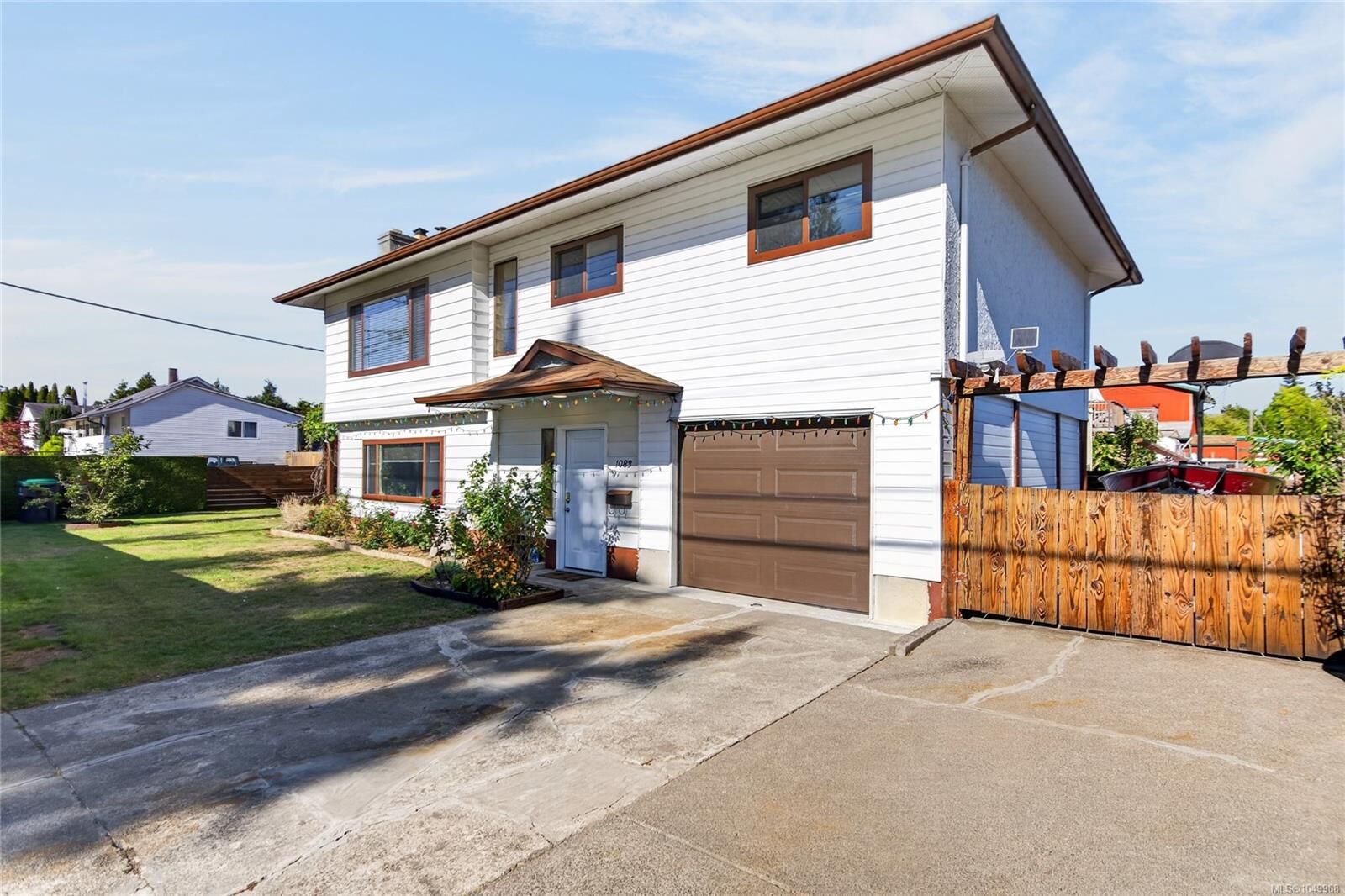 Property Photo:  1083 26th St  BC V9N 7G1 