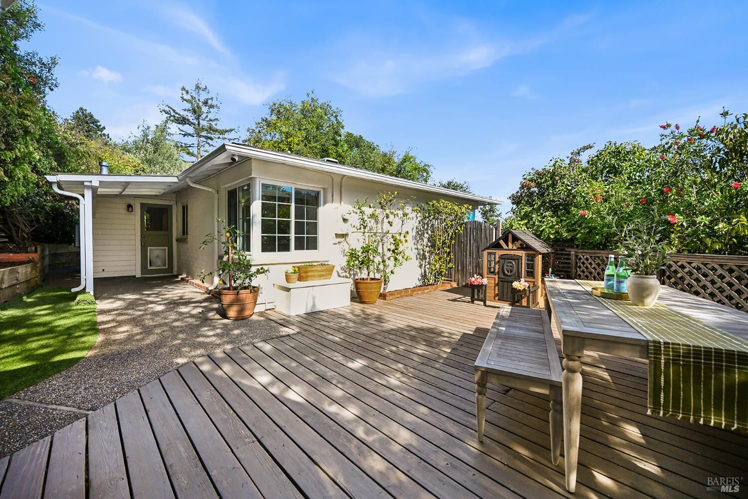 Property Photo: 293 Bungalow Avenue CA 94901
