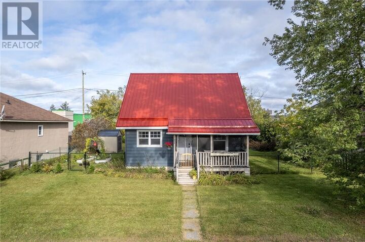 Property Photo:  121 Mead Boulevard  ON P5E 1S5 