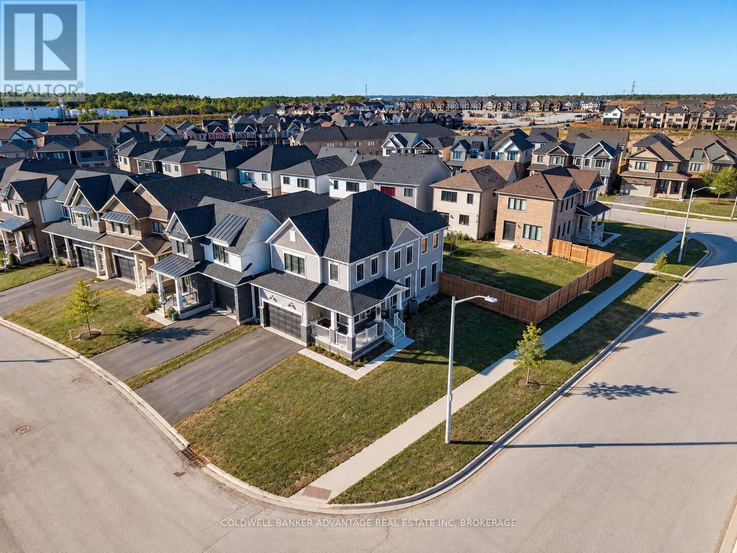 Property Photo:  8 Downriver Drive  ON L3B 0M5 
