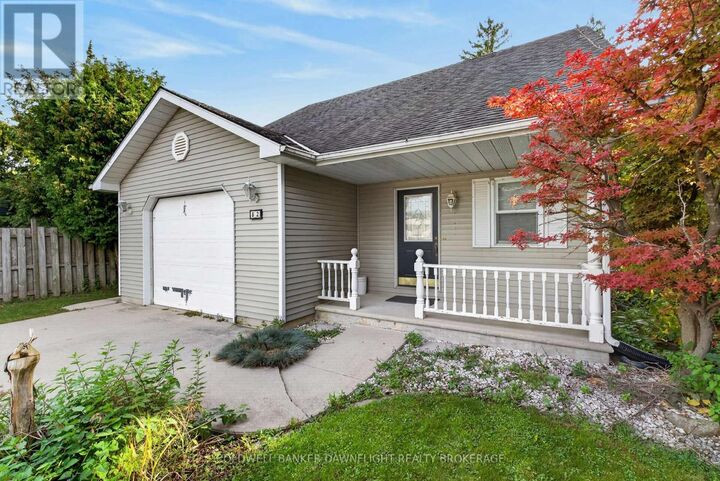 Property Photo:  82 William Street  ON N0M 1S2 
