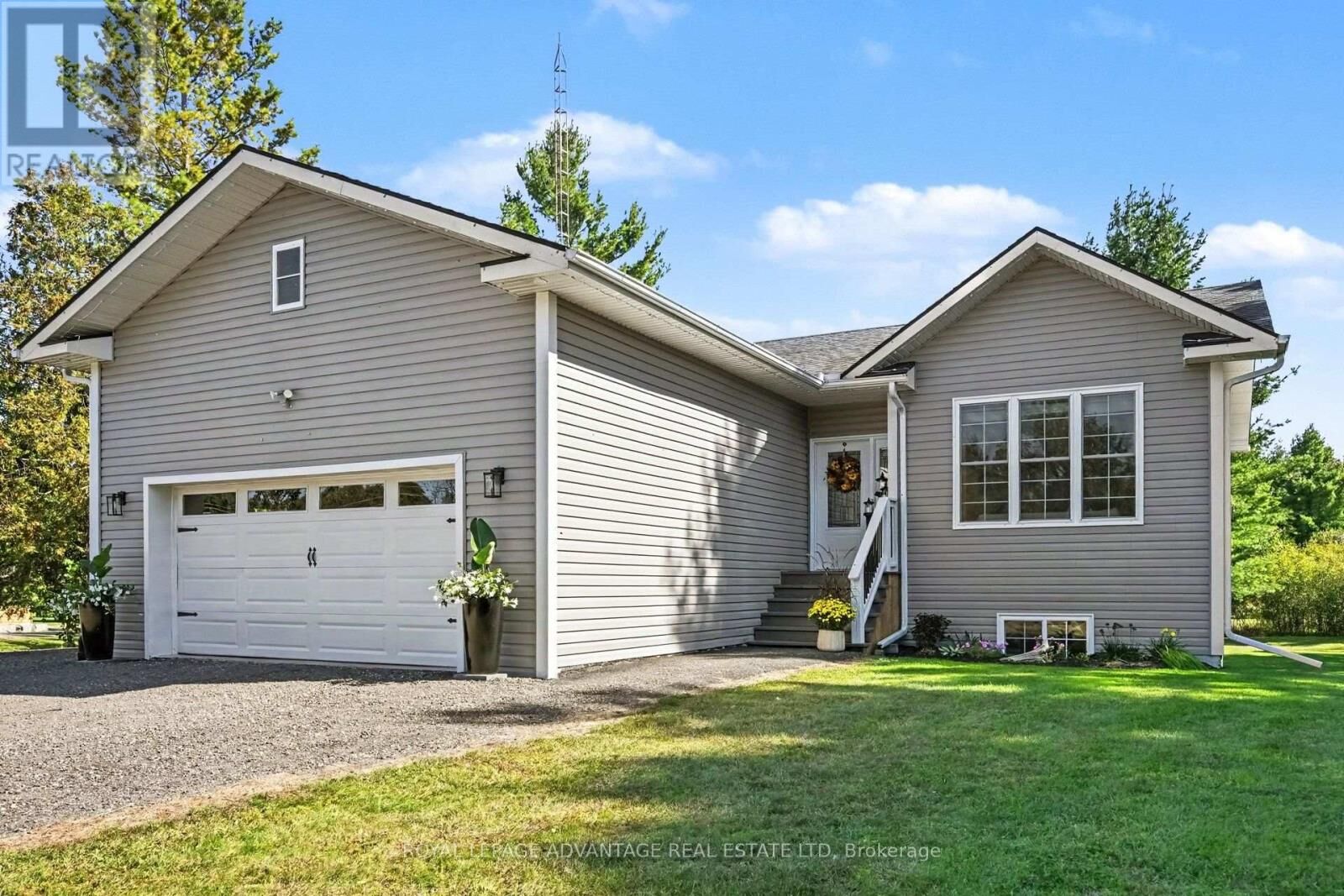 Property Photo: 949 Drummond Concession 1 Road ON K7H 3C3