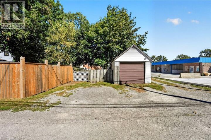 Property Photo:  213 Maple Street  ON N1A 2G3 