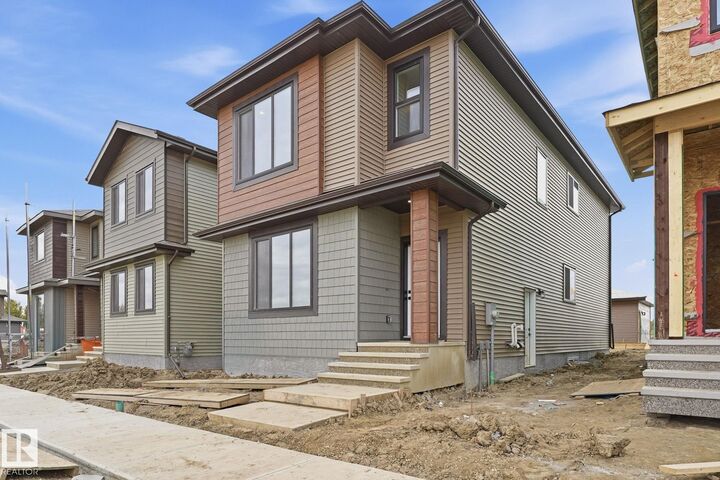 Property Photo:  11 Tilia Place  AB T7X 4S9 