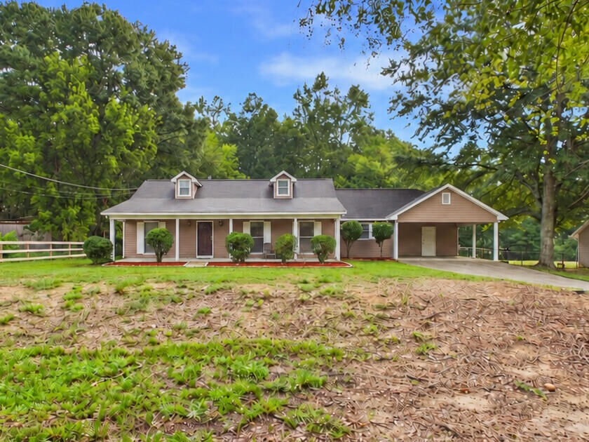Property Photo: 245 Lee Road 0437 AL 36870