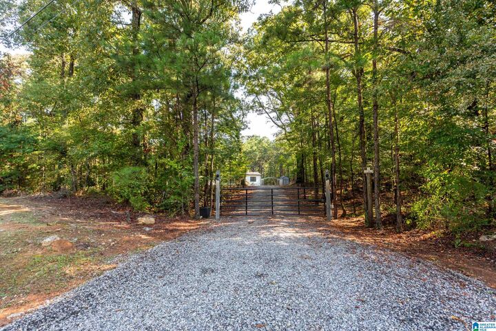 Property Photo:  405 Glade Road  AL 35160 