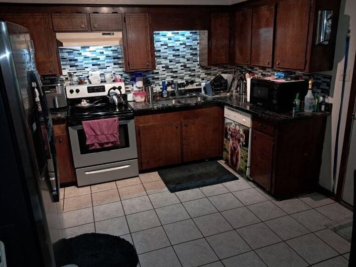 Property Photo:  1092 Howell Rd.  MS 39475 