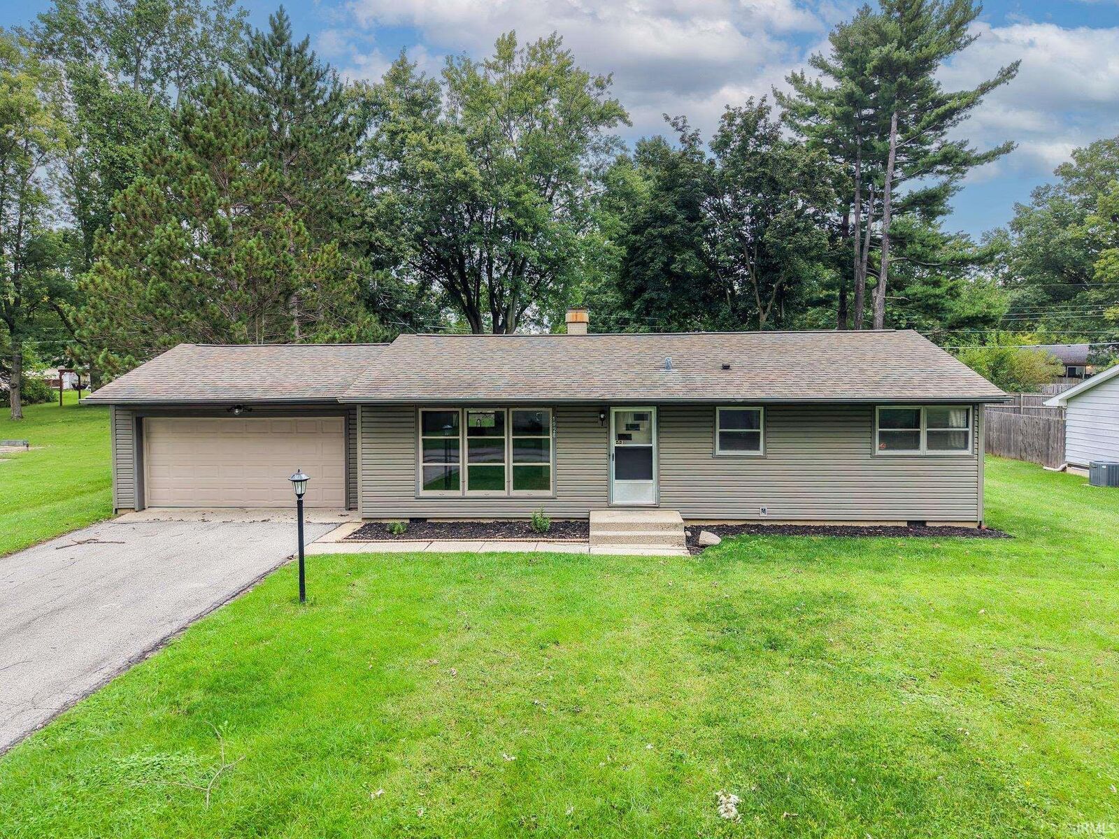 Property Photo: 1928 Graham Drive IN 46818-2144