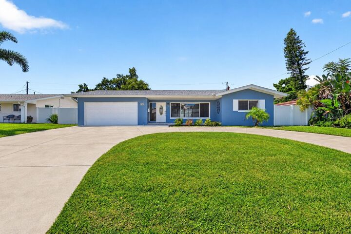 Property Photo: 5191 41st Street S FL 33711