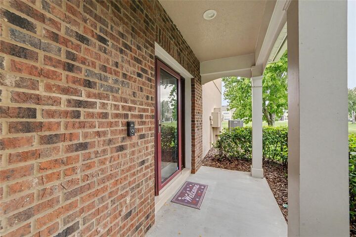 Property Photo:  4635 Pond Ridge Drive  FL 33578 