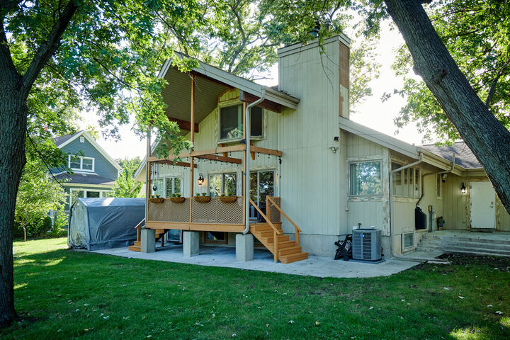 Property Photo:  9041 Delphia Avenue  IL 60016 