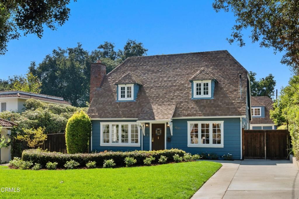 Property Photo: 1203 N Chester Avenue CA 91104