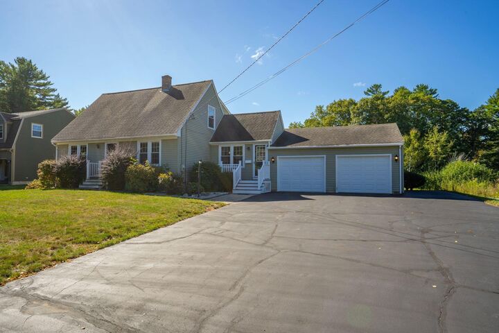 Property Photo: 2 Woodland Drive ME 04005
