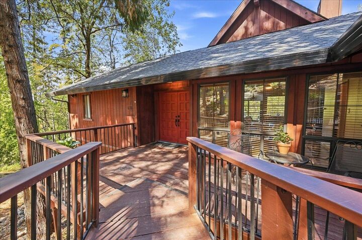 Property Photo: 11544 Ragan Way CA 95949