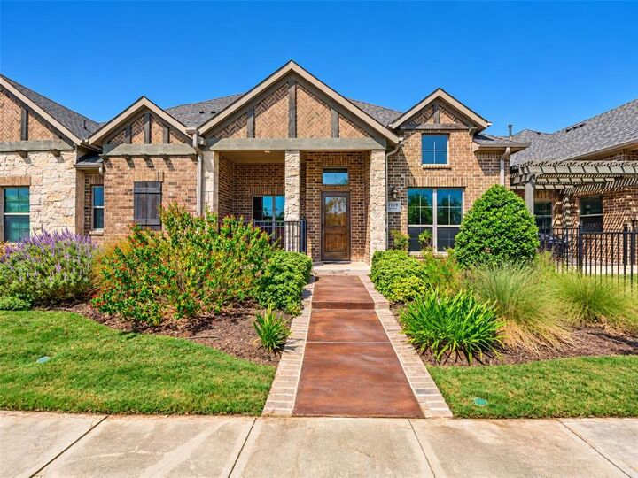 Property Photo: 919 Birds Fort Trail TX 76005