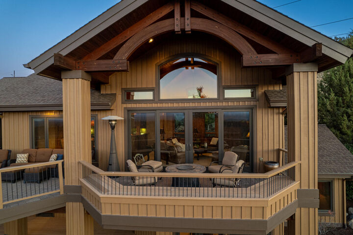 Property Photo:  824 Highland View Loop  OR 97756 