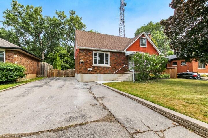 Property Photo:  25 Henry Street  ON N3R 1Z9 