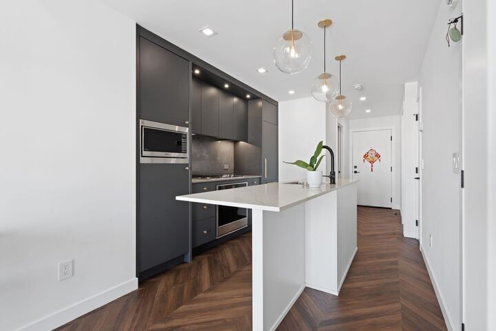 Property Photo:  8505 Broadcast Avenue SW 707  AB T3H 6B5 