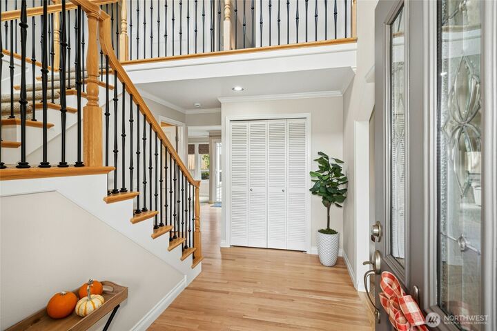 Property Photo: 6238 113th Place SE WA 98006