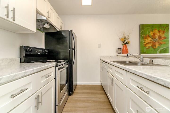Property Photo: 1003 S 308th Street 34 WA 98003