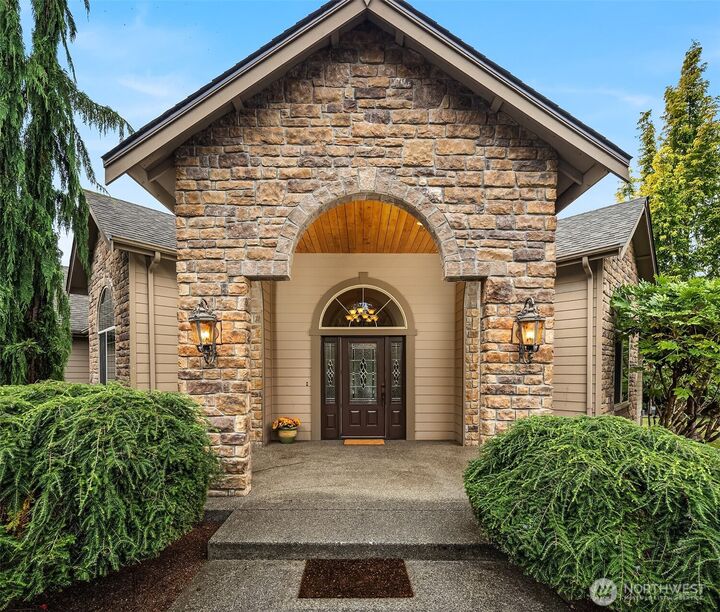 Property Photo: 11822 123rd Avenue NE WA 98258
