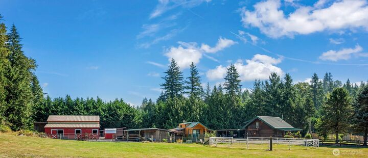 Property Photo:  13515 SE 259th Avenue  WA 98272 