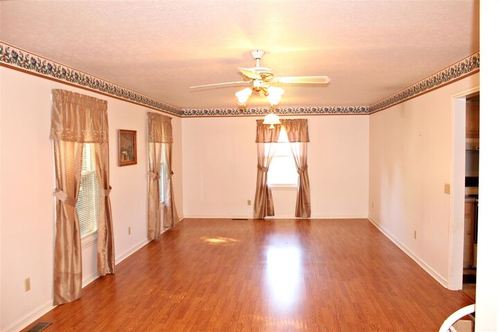 Property Photo: 802 Haywood Cedar Grove Road KY 42141