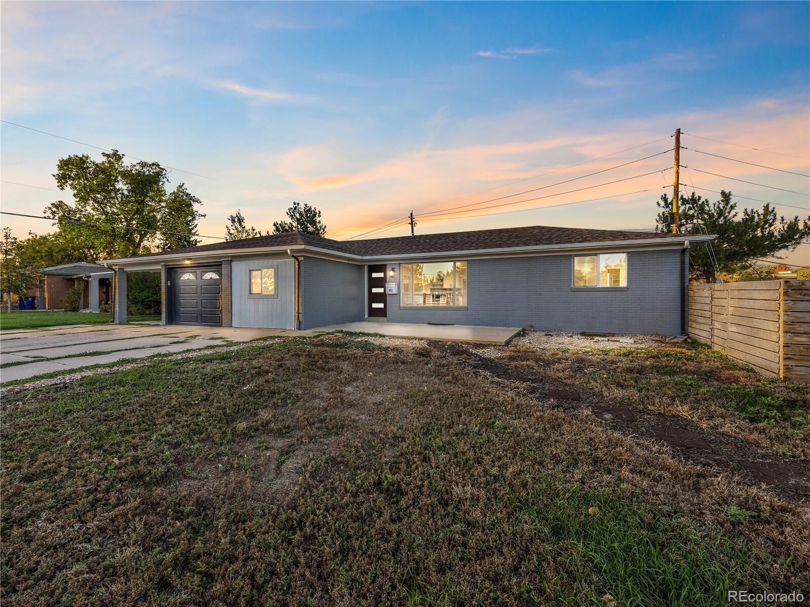 Property Photo:  951 E 10th Avenue  CO 80020 