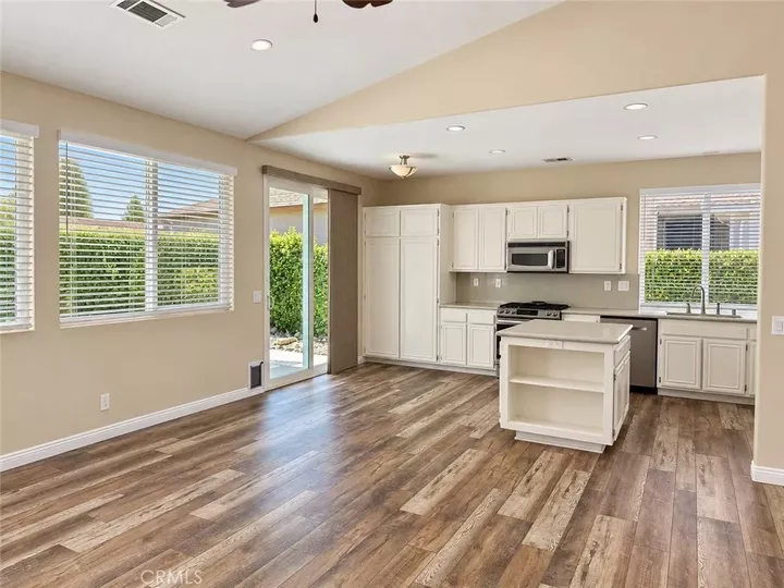 Property Photo: 6126 W Avenue L12 CA 93536