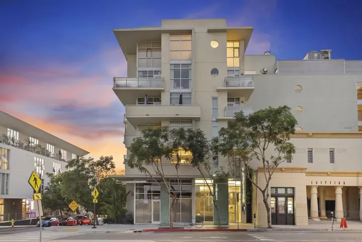Property Photo:  3812 Park Blvd. 208  CA 92103 