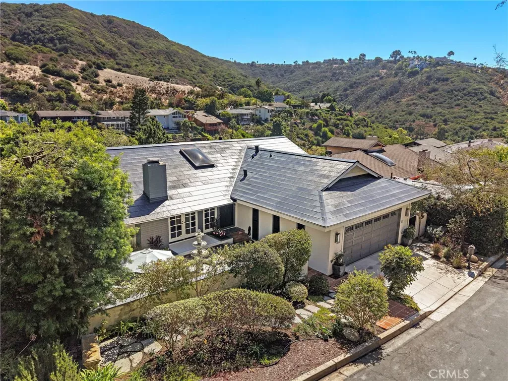 Property Photo: 1467 Regatta Road CA 92651