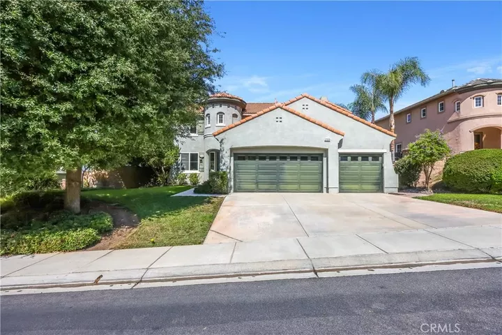 Property Photo: 27519 Paper Bark CA 92562