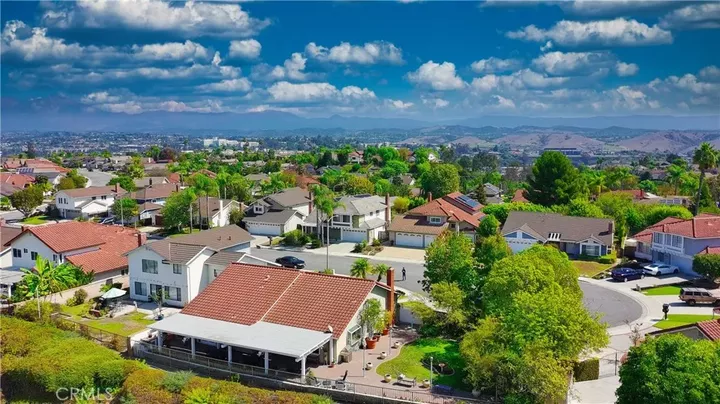 Property Photo: 28581 La Cumbre CA 92677