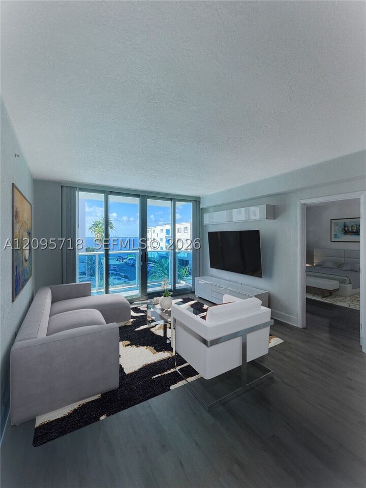 Property Photo: 7501 E Treasure Dr 3P FL 33141