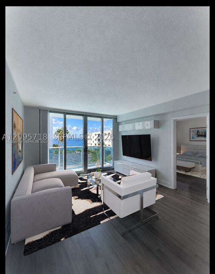 Property Photo: 7501 E Treasure Dr 3P FL 33141