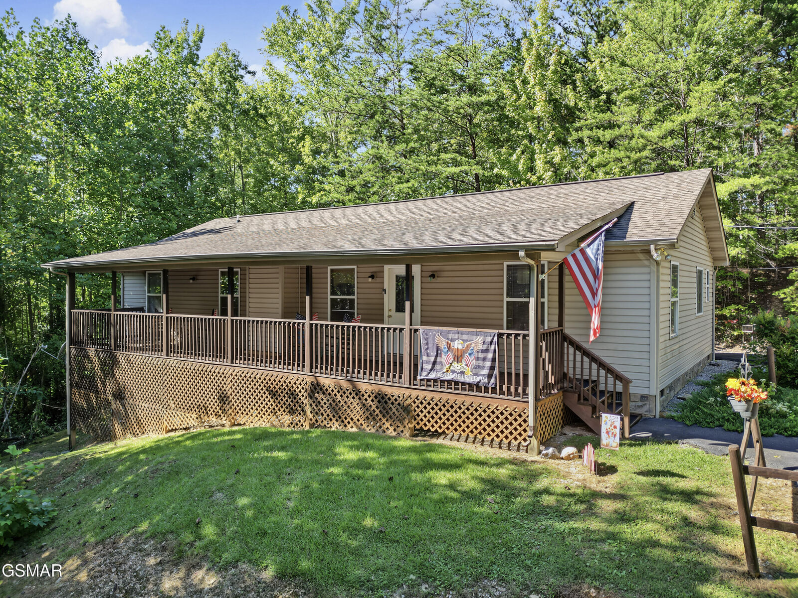 Property Photo:  1533 Honey Bee Cove Way  TN 37863 