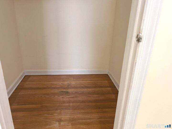 Property Photo:  1044 Campwelll Avenue 4A  CT 06551 