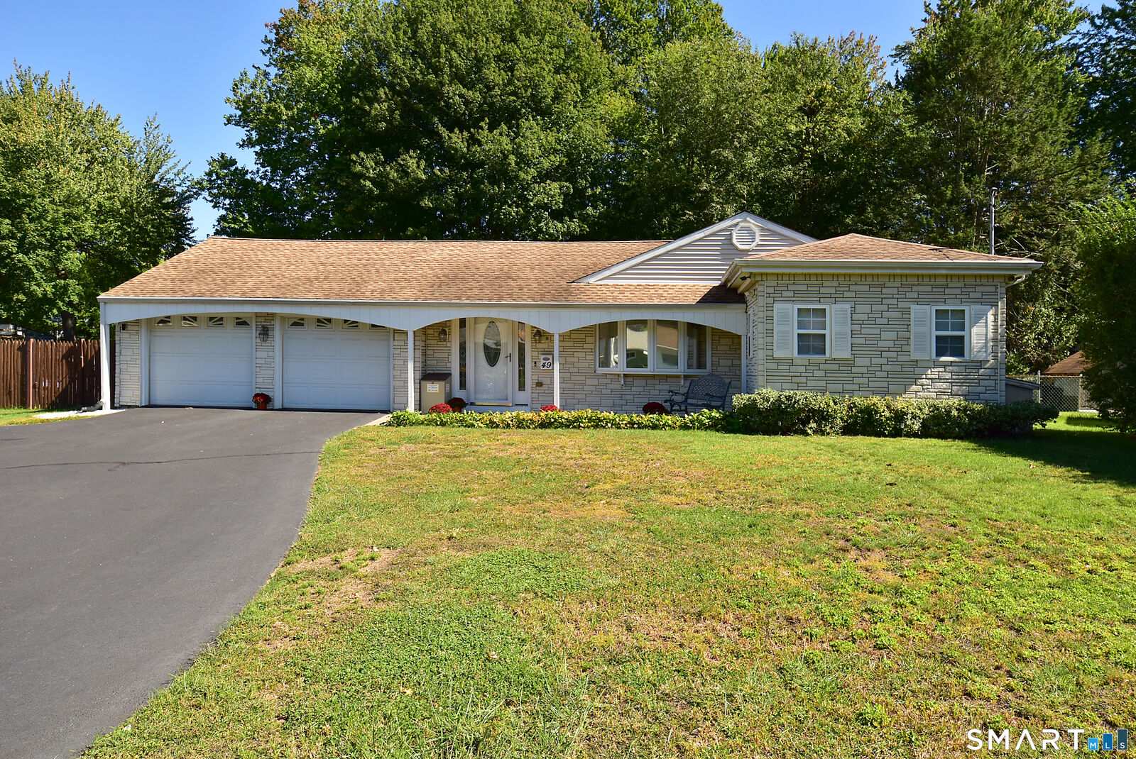 Property Photo:  49 Green Manor Avenue  CT 06095 