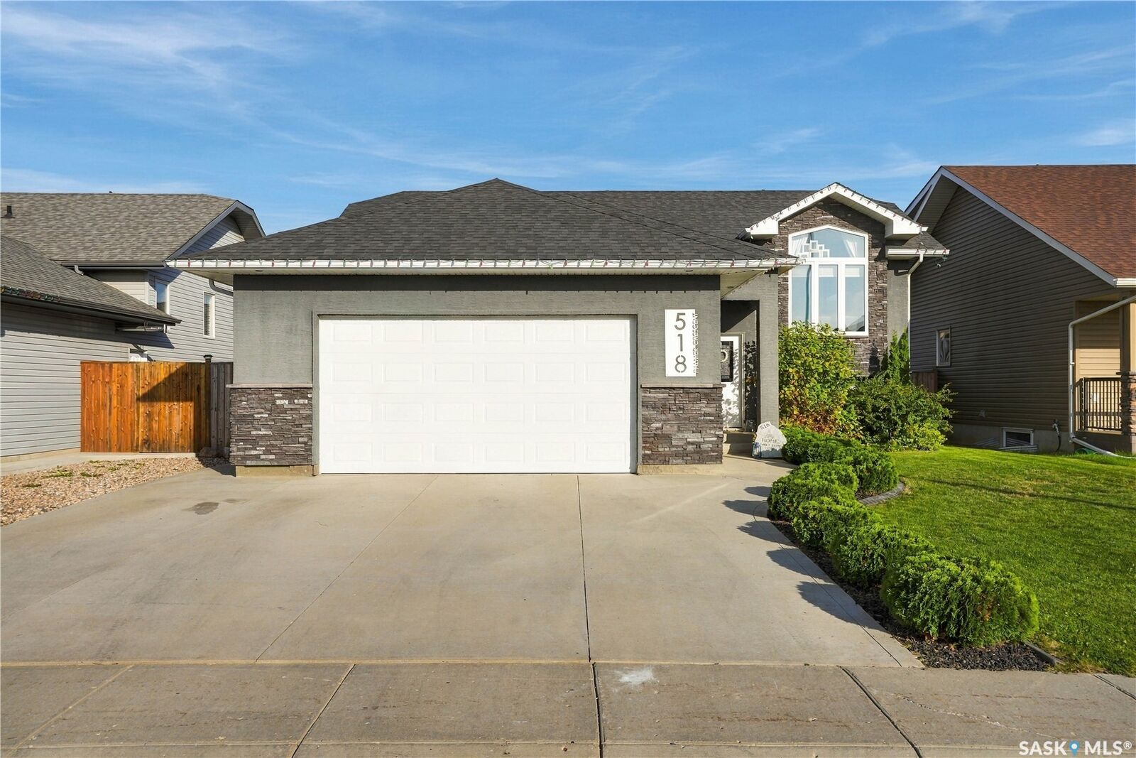 Property Photo:  518 Palmer Crescent  SK S0K 4S1 