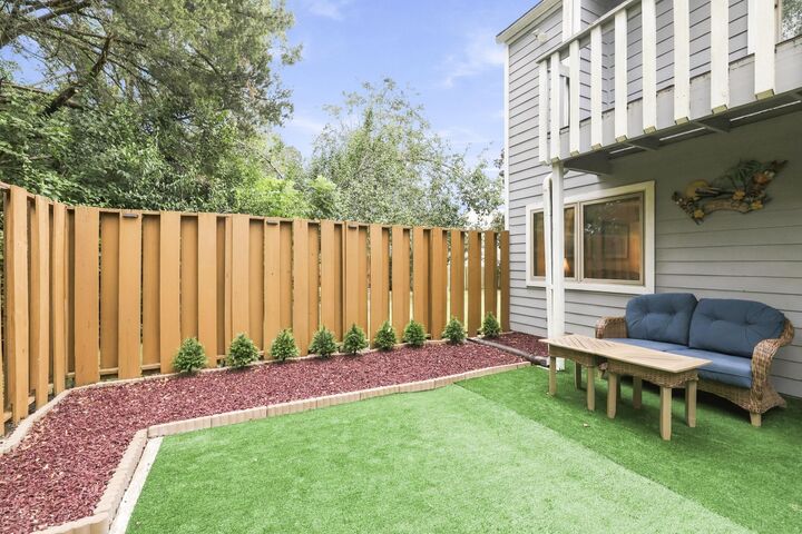 Property Photo: 2897 Blair Stone Court FL 32301