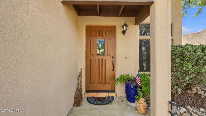 Property Photo:  1650 E Deer Shadow Lane  AZ 85737 