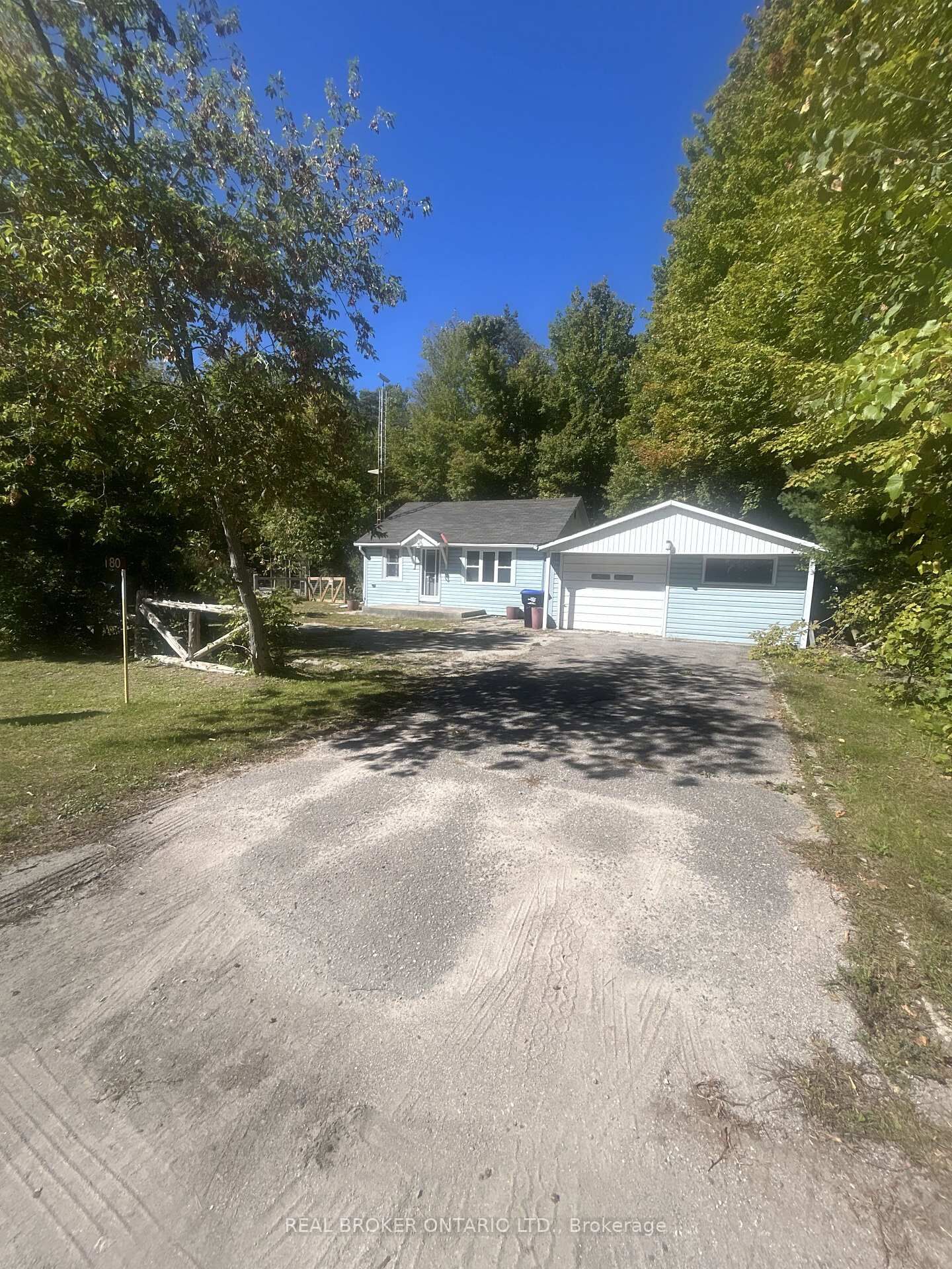 Property Photo:  80 Concession 8 Road E  ON L0L 2J0 